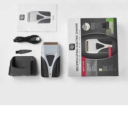 1200mAh 배터리 및 디지털 디스플레이가 있는 남성용 충전식 전기 면도기