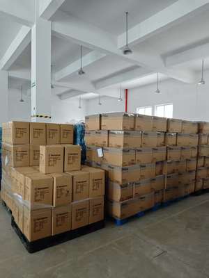 1200W 파워 헤어 드라이어 브러쉬 3 온도 레벨과 220~240V 전압으로 쉽게 헤어 스타일링